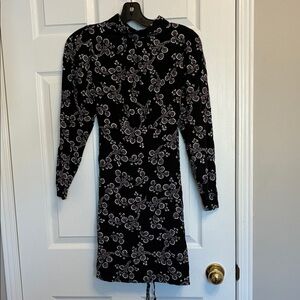 LOFT Black and White Floral Long Sleeve Dress